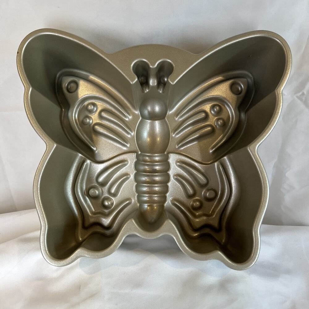 NORDIC WARE Cast Aluminum 9-Cup Nonstick Butterfly Cake Pan USA